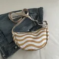 Bolso bandolera de media luna minimalista con estampado de ondas y correa ajustable - Cuadros Amarillo