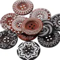 Set de botones de madera vintage con grabados láser florales y 4 agujeros redondos - Estilo Redondo Grabado / 6cm (20 Piezas/Paquete) / Multicolor