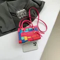Mini bolso cuadrado con patchwork geométrico de colores y asas rosas bandolera - Rosa Rojo