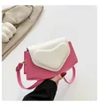Bolso bandolera rosa y blanco con decoración de corazón y cadena de perlas chic - Rosa