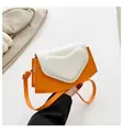 Bolso bandolera en contraste blanco y naranja con decoración de corazón 3D - Naranja