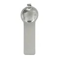 Zilveren modulaire metalen accessoire voor vintage armbanden op witte achtergrond - Demontage- en openingsgereedschap