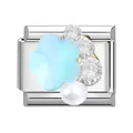 Maillon charm italien avec fleur bleu clair, cristaux brillants et perle blanche ronde - Fleur en Strass Blanc / 1x0,9 cm