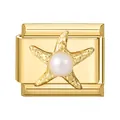 Charm modulare dorato con stella marina strutturata e una perla bianca centrale - Stella marina di perle