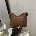 Classic dark brown matte leather hobo bag with Fashion logo print and adjustable strap - No Pendant / Brown
