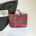 Bolso tote de cuadros rojos brillantes con estampado TOTE BAG y asas resistentes - Bolso tote / Cuadros escoceses rojos