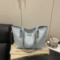 Borsa tote celeste con motivo a stelle, trama trapuntata e spalline sottili - Tipo standard / Blu