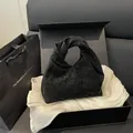 Sac cabas chic à imprimé léopard noir avec poignée nouée dans sa boîte cadeau - Noir