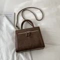 Sac fourre-tout carré en suédine marron avec double zip doré et bandoulière réglable - Sans Pendentif / Marron