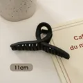 Detail von 11cm große schwarze matte Haarklammer mit minimalistischem Kreuzdesign - Kreuzdesign (FJ259) / 11cm / Mattschwarz