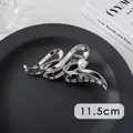 Close-up of 11.5cm silver metal hair claw clip with pearl detail and hollowed lines - Line Pearl (23#)