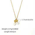 Halskette aus 18K vergoldetem Edelstahl mit Kirschperlenanhänger und verstellbarer Kette - Kirschschleifen-Stil (FN01-250501-1) / 18K-Gold