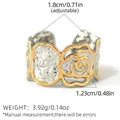 Bague large martelée argentée ajustable avec contours de fleurs dorées au style vintage - Style Rose d'Or sur Base Argentée Martelée (A1-2-250616-6)