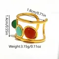 Retro-Ring aus Edelstahl mit 18k Goldbeschichtung und grünen sowie roten Natursteinen - Dreifarbiger Edelstein Breites Band Boho-Stil (BYJZ250425-9)