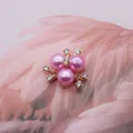 Rosa Perlenblumen-Accessoire mit weißen Strasssteinen und goldener Metallbasis für DIY - #8 Hellrosarot