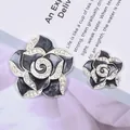 Set aus schwarzen Kamelienblüten-Legierungszubehör mit funkelnden Strasssteinen für DIY - Große und kleine schwarze Stile