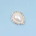 Tropfenförmiger Strass Perlenknopf für DIY Brauthaarschmuck und Dekorationen - Reinweiß