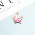 Detalle de colgante de estrella de mar en esmalte rosa con borde dorado para joyería DIY - Rosa Roja