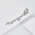 Detailansicht der Perlenohrringe mit Quasten und Maßen von 59mm Länge und 7.4mm Perle - Silber Perlen Runddraht Ohrring Modell