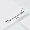 Detail mit 59 mm langer Quastenkette, 7,4 mm Perle und 12 mm silbernem Reifenohrring - Silber Perlen Federclip Modell