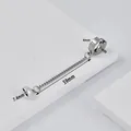 Detailansicht der silbernen Titanstahl-Quastenohrringe mit Perle und Maßen - Silber Perlen Ohrring Modell