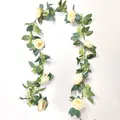 Kunstmatige witte rozenrank met dichte groene bladeren voor bruiloft en huisdecoratie - Camellia Wijnstok / Champagne