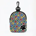 Pochette à friandises pour chien à damier avec des empreintes de pattes colorées - Style Ovale Patte Colorée Damier