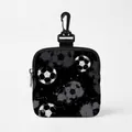 Petit porte-monnaie à motif football en tissu avec crochet mousqueton noir pratique - Carré 13