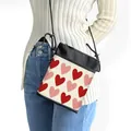 Borsa a tracolla per cellulare in tela beige con motivi a cuore rossi e rosa e cinturino - Base Rosa Cuori Rossi Allineati (18)