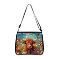 Sac bandoulière imprimé vache d'Écosse et fleurs, base noire et sangle - Petit / Style 01 (Vache Des Highlands Dans Le Pré)