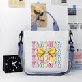 Borsa tote insegnante in tela bianca con spallacci viola e stampa grafica floreale - Stile Retro Teacher (05)