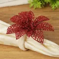 Servilletero navideño con flor roja brillante y cordón rústico de algodón trenzado - Flor de Navidad