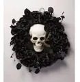 Dettaglio ghirlanda di Halloween con teschio bianco realistico e rose nere finte - Stile Teschio Singolo Rosa Nera (WSJ009)