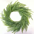 Realistischer grüner PE-Weihnachtskranz mit dichten künstlichen Fuchskiefernnadeln - Klein