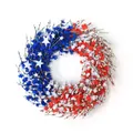 Patriottische krans voor 4 juli met rood wit blauwe bloemen en sterren op houten takken - Ster Decoratie Stijl (A070)