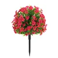 Detail van de paarse eucalyptus kunstmatige plantenbol met zwarte tuin grondpen - Rose Red Daisy Stake