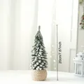 Detailansicht eines 20 cm kleinen beflockten Weihnachtsbaums mit gewebtem Boden - Mittlere Größe (20cm)