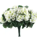 Bouquet de géraniums artificiels blancs réalistes avec feuilles vertes et fleurs en soie - Blanc