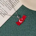 Collar de cadena plateada con colgante del mapa de Turquía en esmalte rojo y estrella - Estilo de Mapa de Turquía (001B)