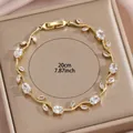 20cm goldenes Armband mit Zirkonia-Blättern und elegantem Klappverschluss - Klarer Weißer Edelstein Goldrebe Stil (W2103)