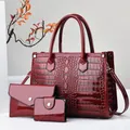 Ensemble 3 pièces de sacs à main rouge foncé à motif crocodile et finition brillante - Bordeaux