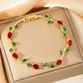 Luxuriöses Gold-Armband mit roten und grünen Zirkonia-Steinen in einer Geschenkbox - Roter und Grüner Edelstein Goldrebe Stil(W851)