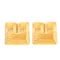 Quadratische 18k vergoldete Edelstahl-Ohrstecker mit gehämmerter und gebürsteter Textur - Dual Texturiertes Quadrat-Design / Gold