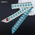 Pañuelo twilly de seda satinada a rayas con patrones de corazones para cuello o bolso - Estilo Corazón Beige Azul Claro (X204-3)