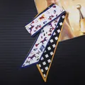 Pañuelo twilly de seda de doble cara con estampados ecuestres y cuadros blancos y negros - Cuadrícula Blanco Y Negro Ecuestre (C109-6)