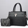 Set di borse nere da donna con trama intrecciata e borsa a catena in stile moderno - Borsa tote e borsa con catena / Nero