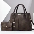 Ensemble sac à main deux pièces marron foncé avec motif géométrique et bandoulière - Motif Grande Muraille Café