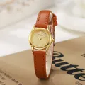 Minimalistisch dameshorloge met gouden kast en bruine leren band in retro-stijl - Bruine Band Gouden Kast Gouden Wijzerplaat