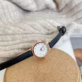 Κομψό γυναικείο ρολόι rose gold με λευκό καντράν και λεπτό μαύρο δερμάτινο λουράκι - Μαύρο