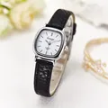 Elegante orologio da donna al quarzo con cassa quadrata argento e cinturino in pelle nera - Cassa Argento Cinturino Nero Quadrante Bianco